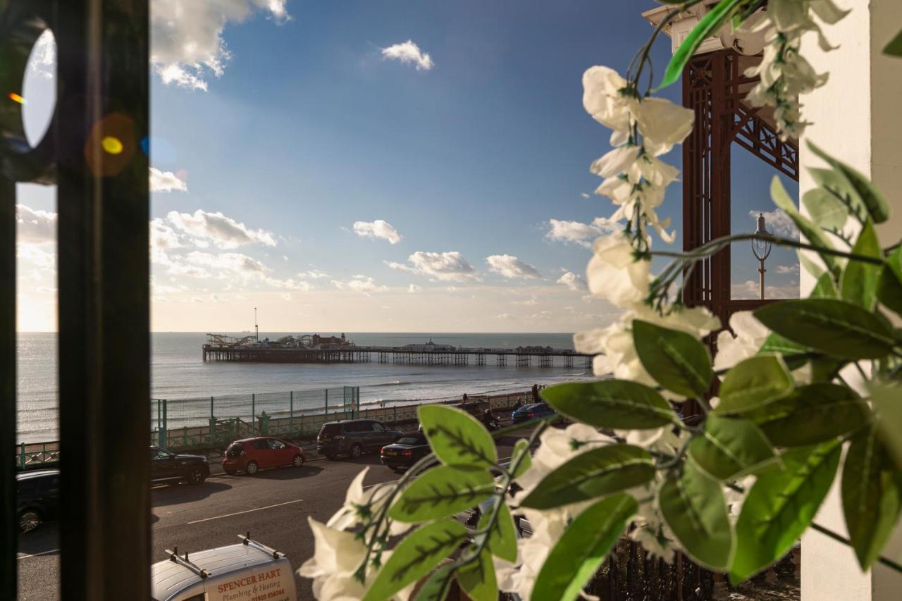 Marine Parade Sea View 2-Bedroom Apartment برايتون المظهر الخارجي الصورة